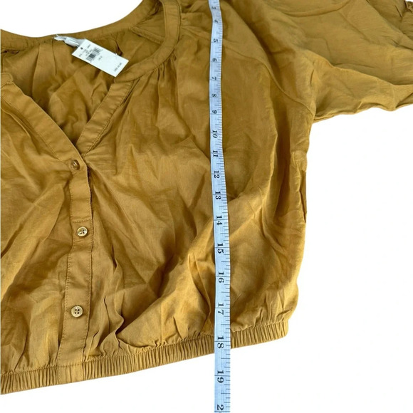 Aerie Flowy Crop Top- Medium brown button summer spring vacation - Picture 5 of 5